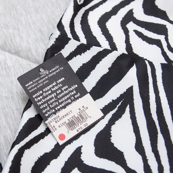 Onzie High Rise Legging Zebra Stripe - Picture 3 of 9